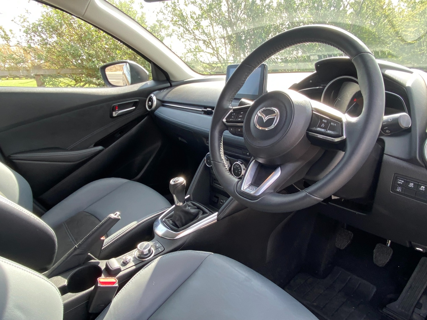 Used Mazda Mazda2 2021 for sale - 76770290: Photo 4