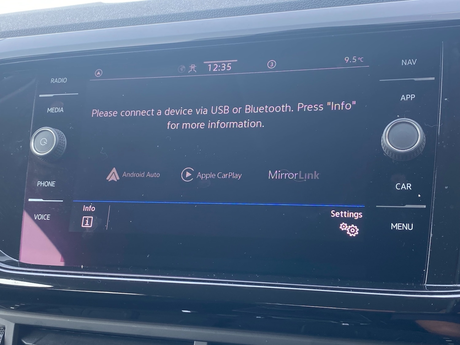 Used Volkswagen T-Cross 2023 for sale - 78202571: Photo 24