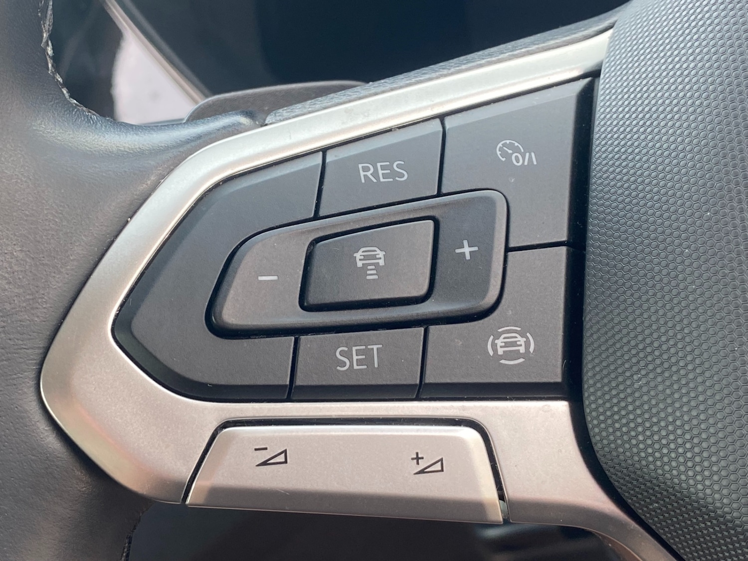 Used Volkswagen T-Cross 2023 for sale - 78202571: Photo 27