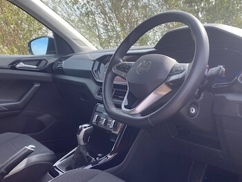 Used Volkswagen T-Cross 2023 for sale - 78202571: Photo