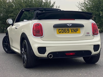 Used MINI Convertible 2020 for sale - 75561685: Photo