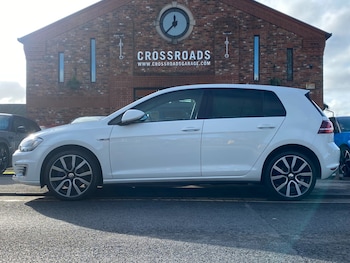 Used Volkswagen Golf 2017 for sale - 77314528: Photo