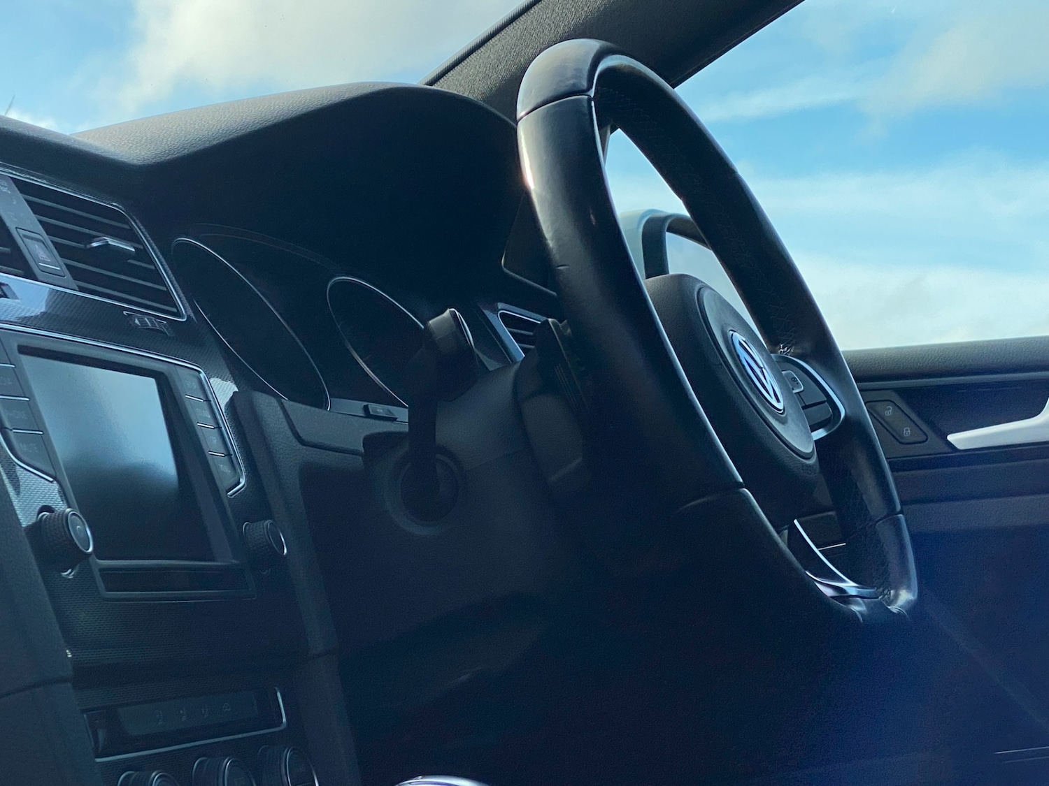 Used Volkswagen Golf 2017 for sale - 77314528: Photo 33