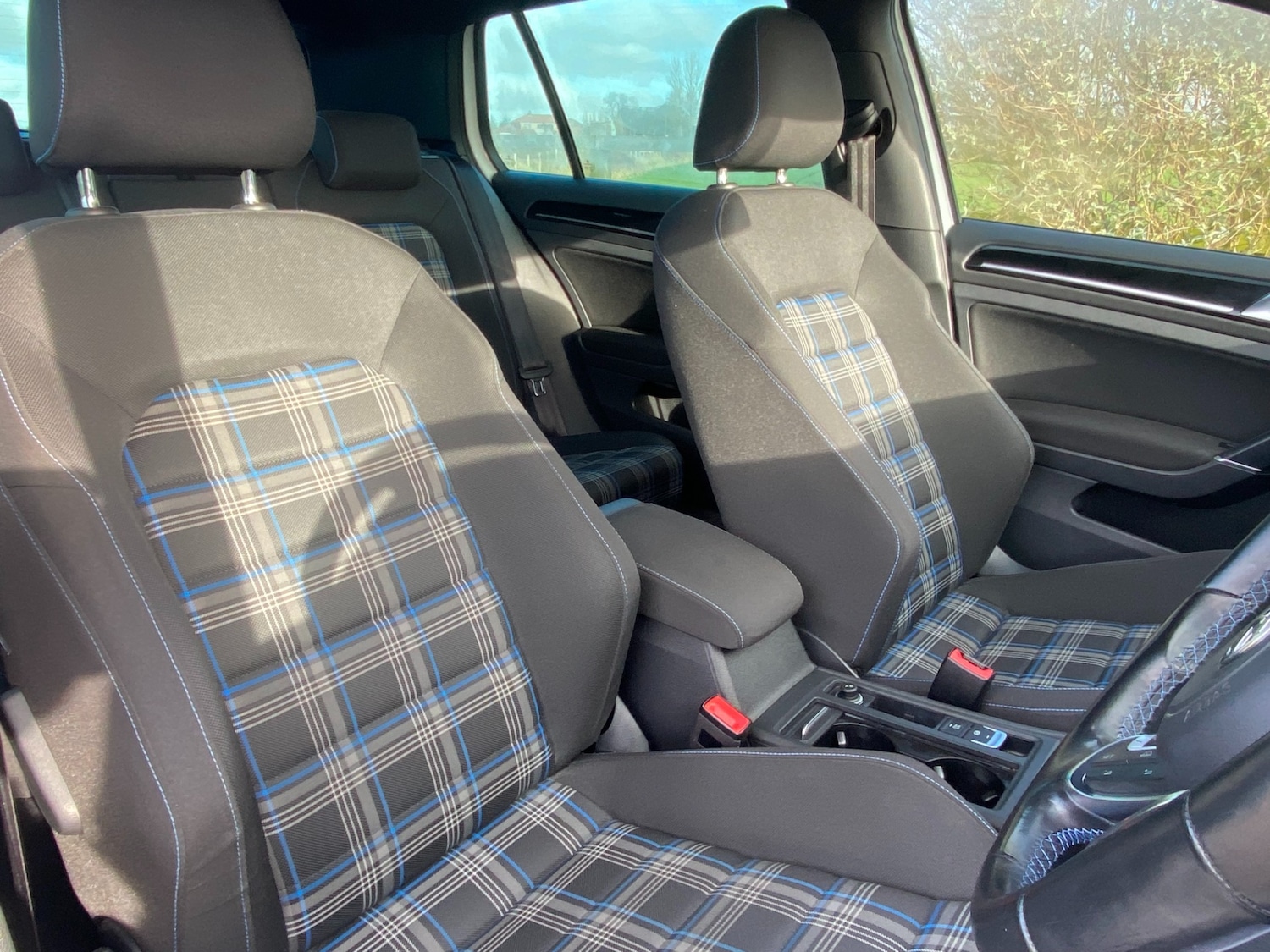 Used Volkswagen Golf 2017 for sale - 77314528: Photo 36