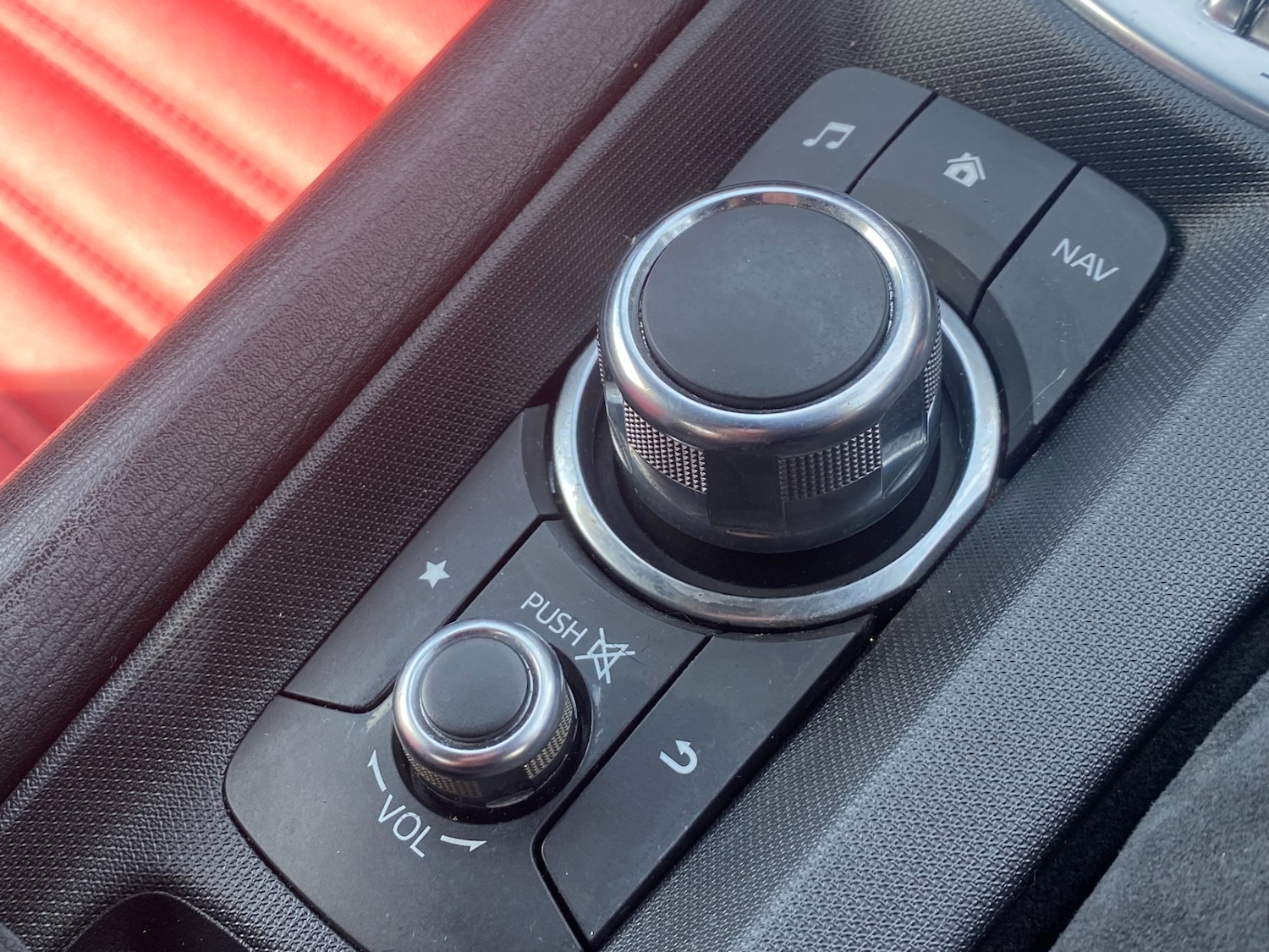 Used Abarth 124 Spider 2018 for sale - 78202562: Photo 9