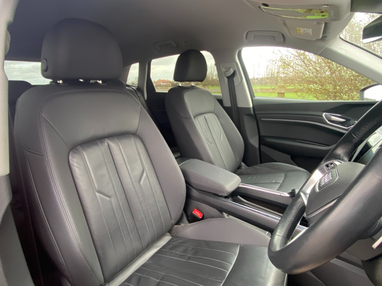 Used Audi e-tron 2020 for sale - 77643871: Photo 47