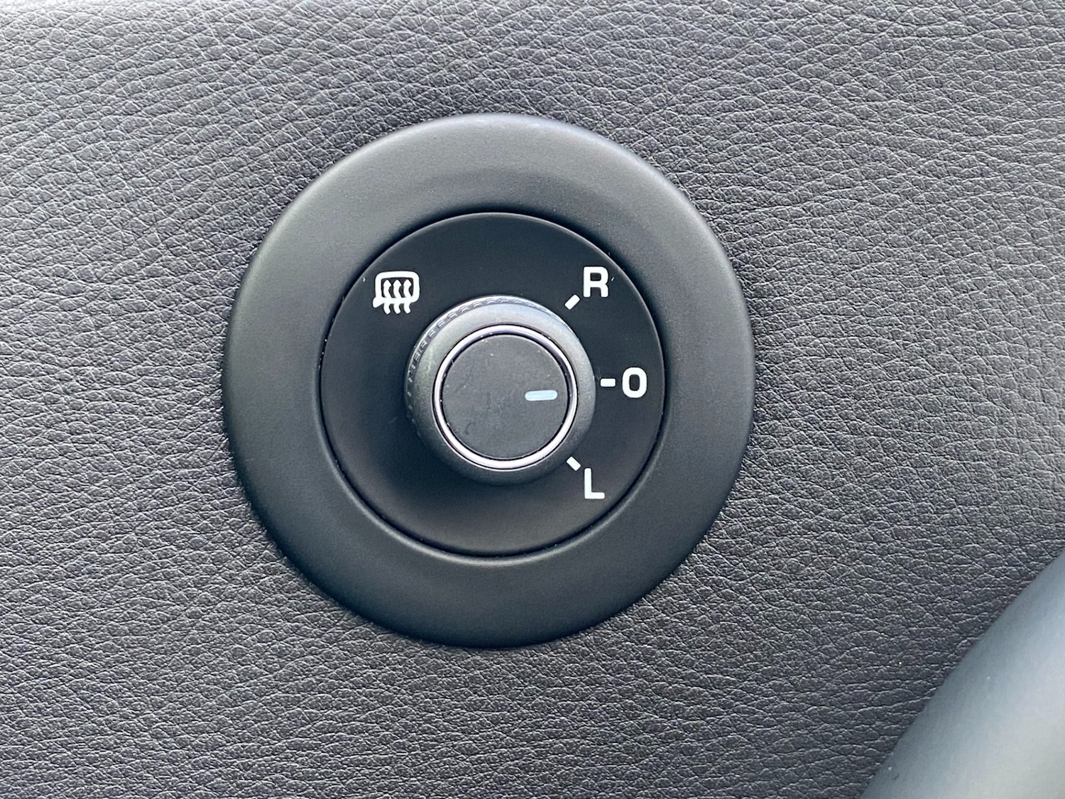 Used Volkswagen Scirocco 2017 for sale - 76521452: Photo 34