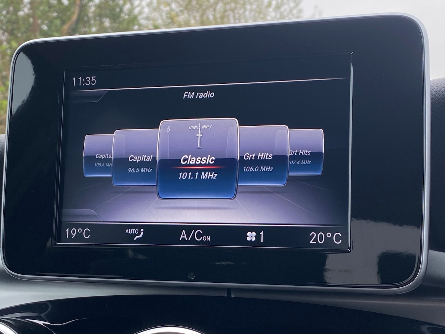 Used Mercedes-Benz GLC 2019 for sale - 77968965: Photo 13