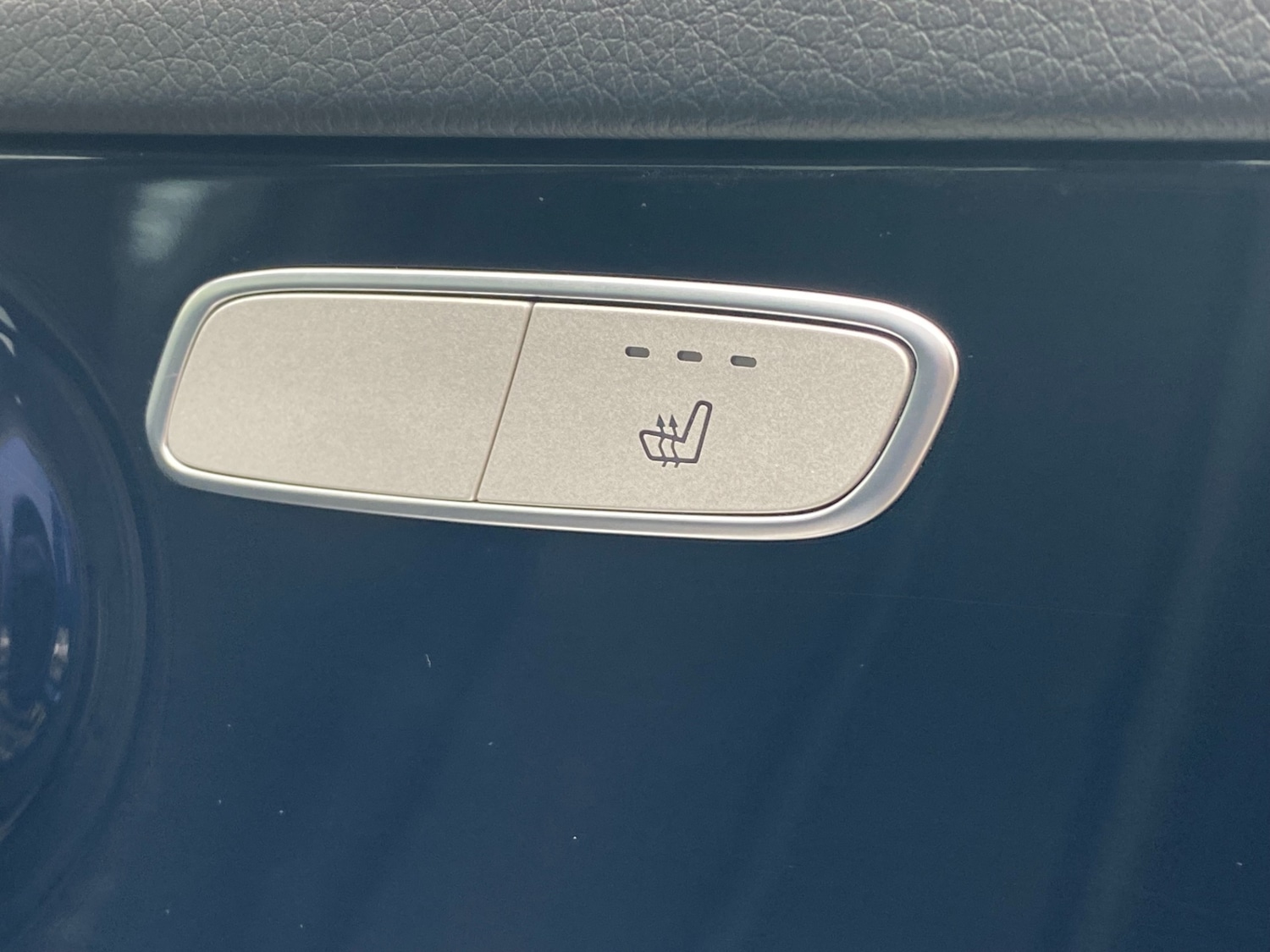 Used Mercedes-Benz GLC 2019 for sale - 77968965: Photo 15