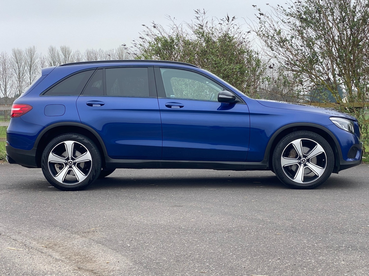 Used Mercedes-Benz GLC 2019 for sale - 77968965: Photo 20