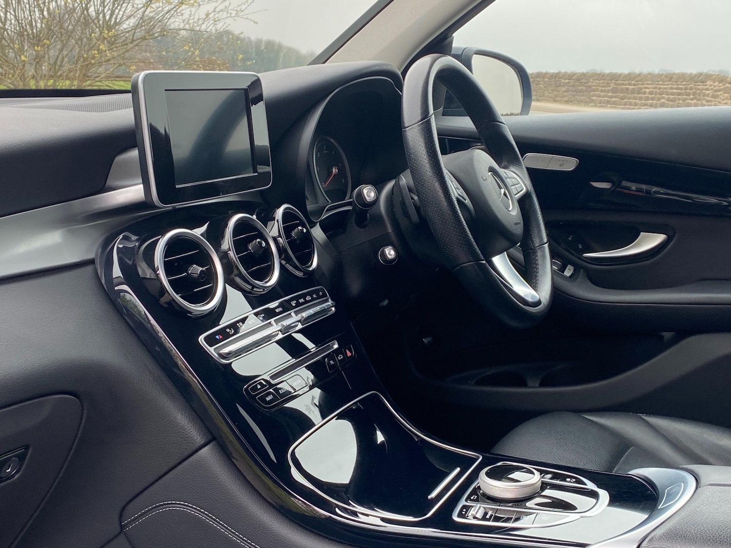 Used Mercedes-Benz GLC 2019 for sale - 77968965: Photo 23