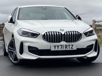 2021 (71) - 118d M Sport 5dr - Virtual Cockpit & Apple CarPlay & Parking Sensors