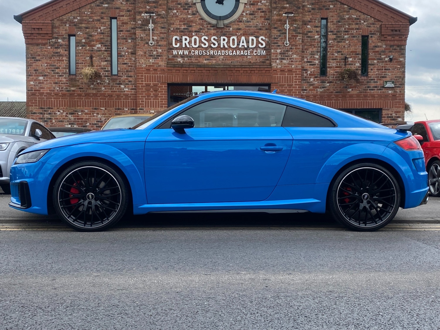 Used Audi TTS 2020 for sale - 77314270: Photo 2