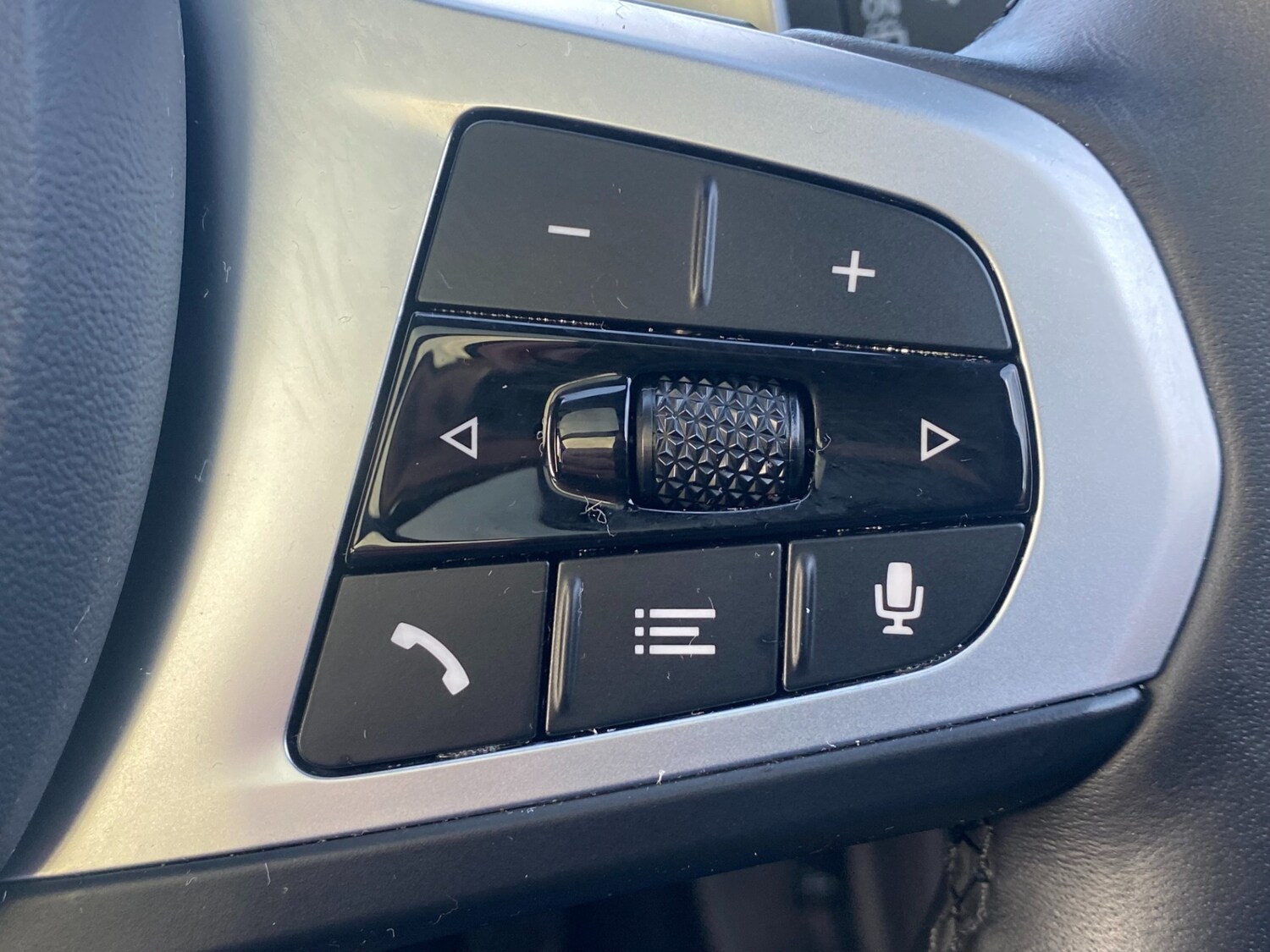 Used BMW 3 Series 2024 for sale - 77318713: Photo 31