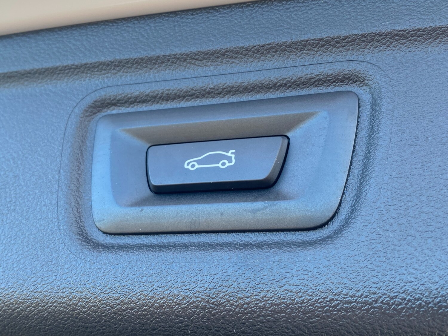 Used BMW 3 Series 2024 for sale - 77318713: Photo 47