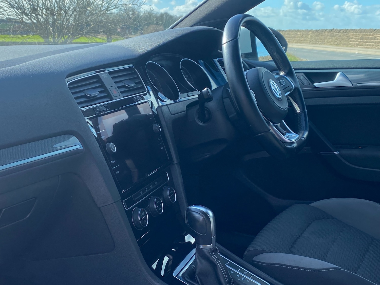 Used Volkswagen Golf 2019 for sale - 77891701: Photo 20