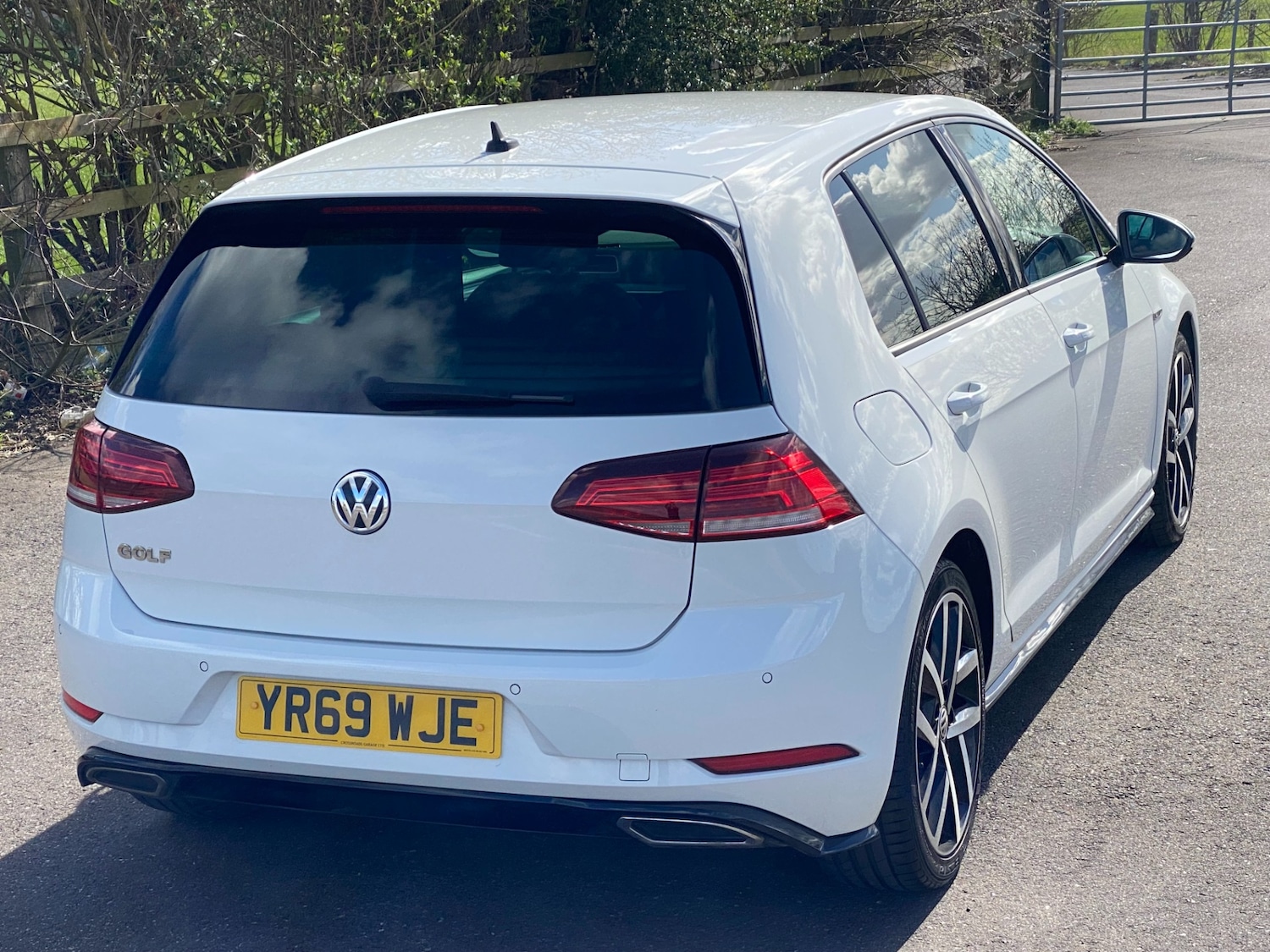 Used Volkswagen Golf 2019 for sale - 77891701: Photo 33