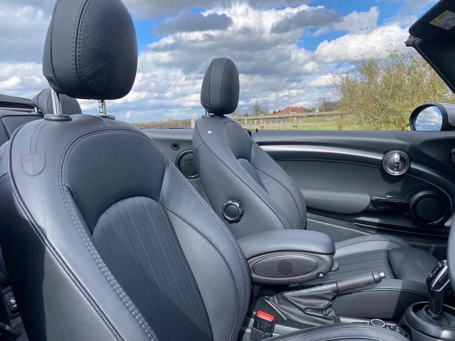 Used MINI Convertible 2024 for sale - 78141221: Photo 29