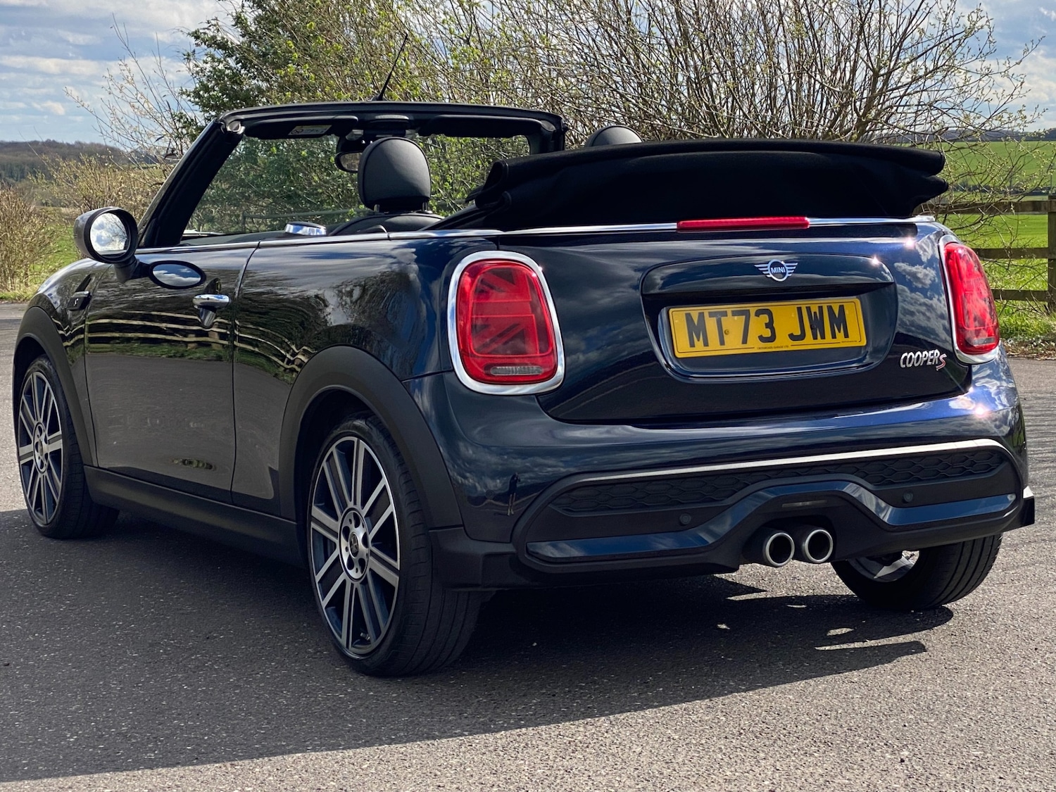 Used MINI Convertible 2024 for sale - 78141221: Photo 3