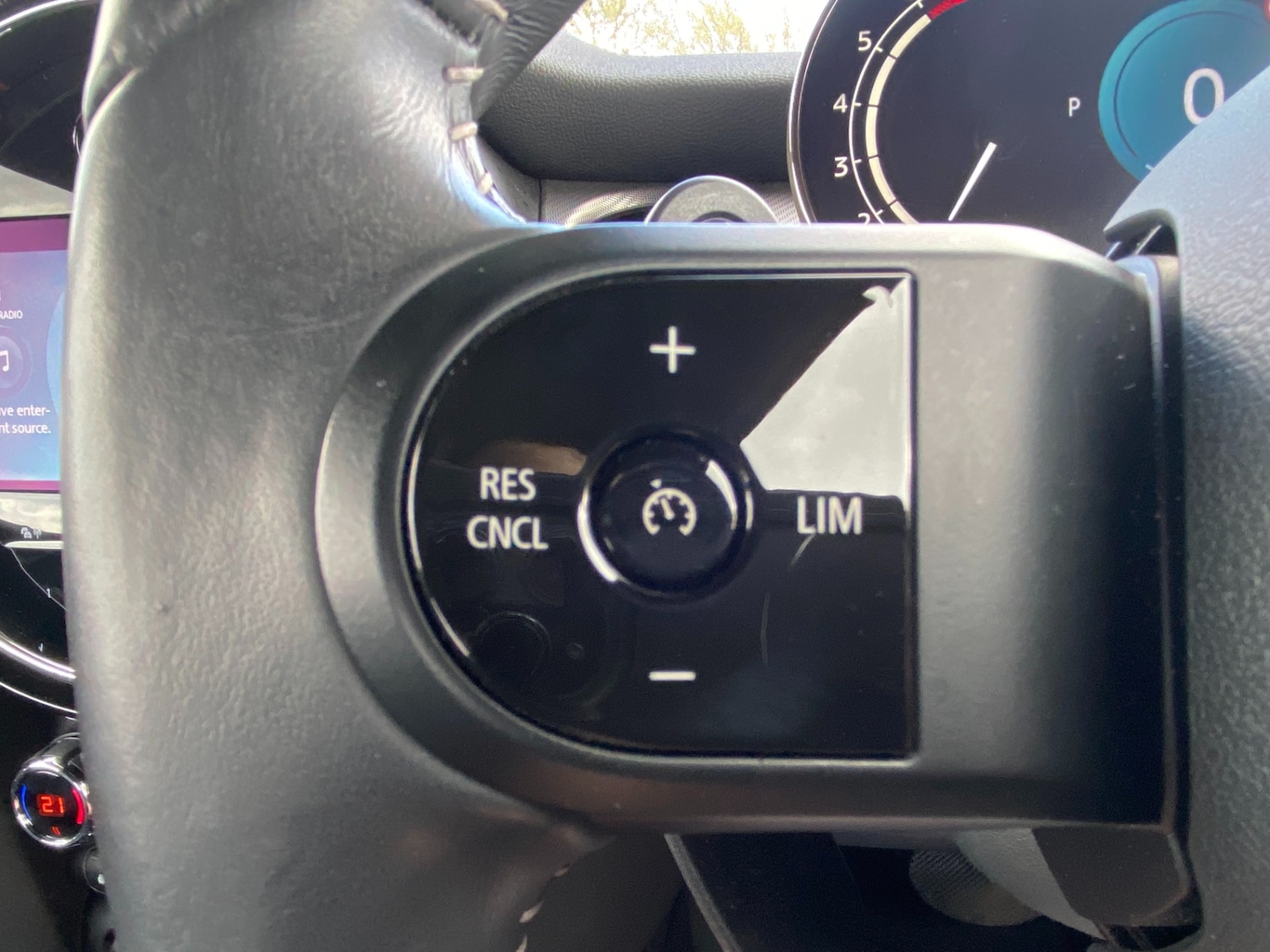 Used MINI Convertible 2024 for sale - 78141221: Photo 33