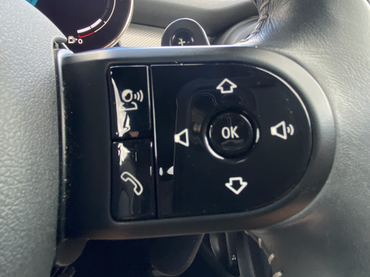 Used MINI Convertible 2024 for sale - 78141221: Photo 34