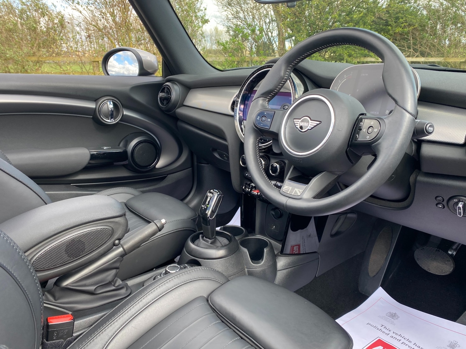 Used MINI Convertible 2024 for sale - 78141221: Photo 4