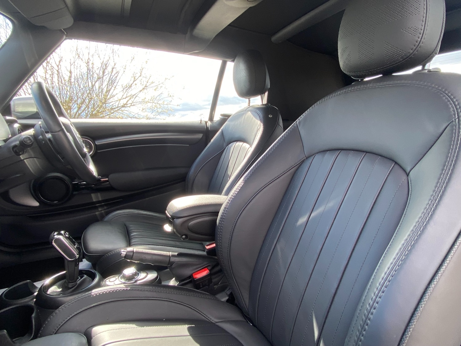 Used MINI Convertible 2024 for sale - 78141221: Photo 5