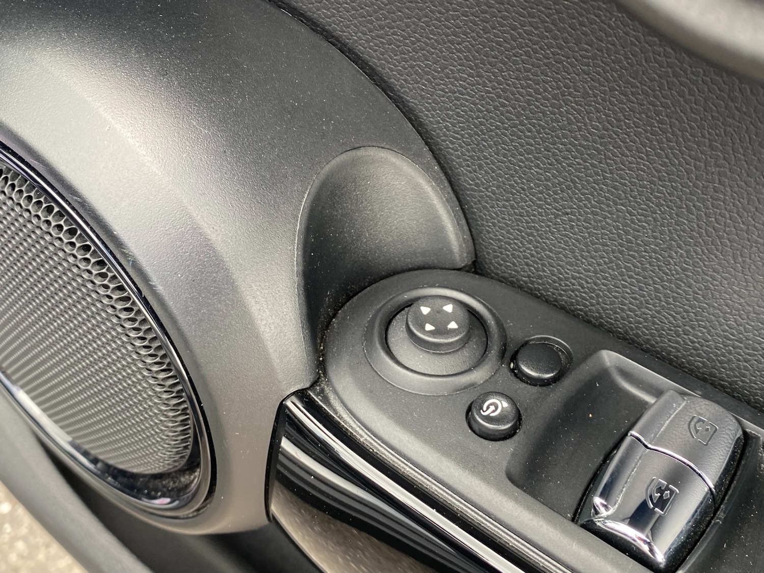 Used MINI Convertible 2024 for sale - 78141221: Photo 51