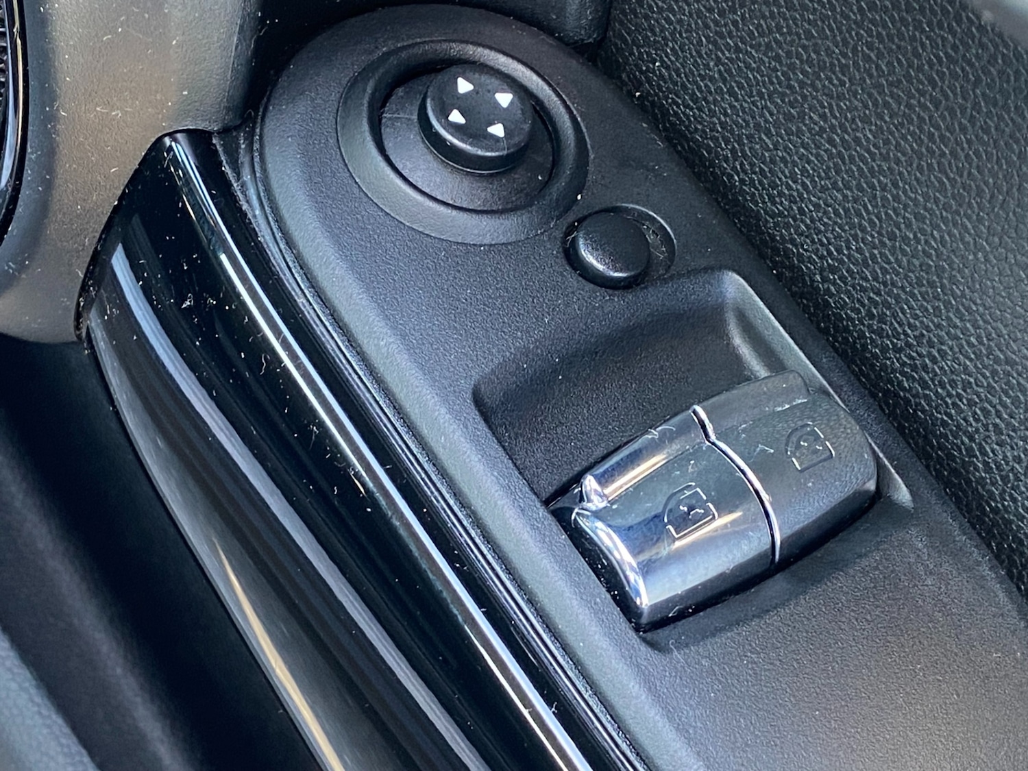 Used MINI Hatch 2021 for sale - 77357672: Photo 32