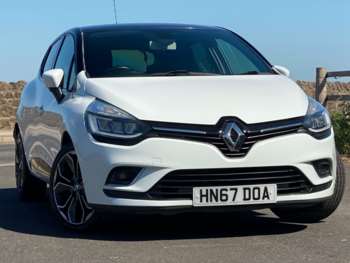 2017 (67) - 1.5 dCi 90 Dynamique S Nav 5dr - Sat Nav & Parking Sensors & Cruise