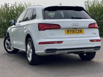 Used Audi Q5 2019 for sale - 75049640: Photo