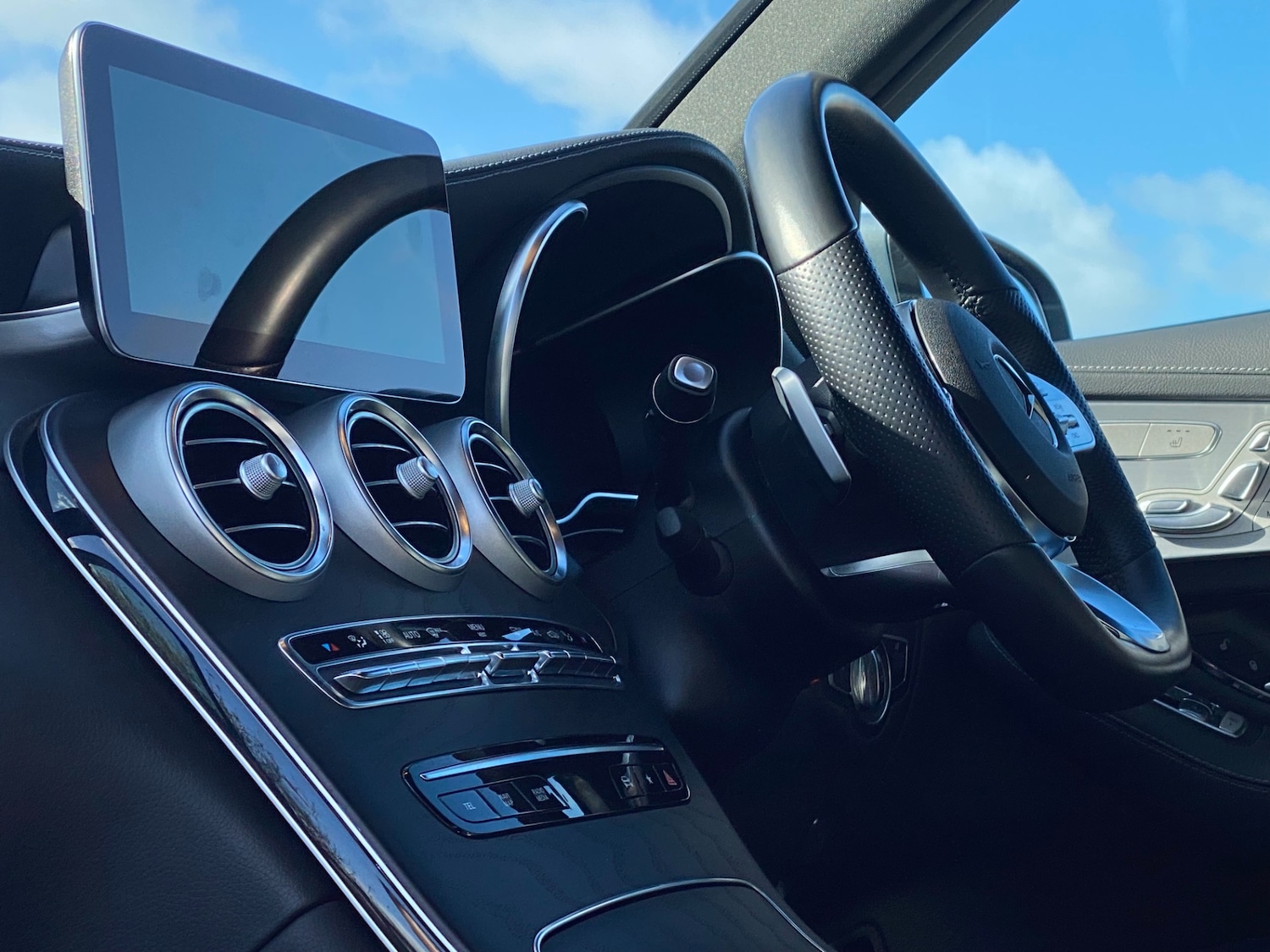 Used Mercedes-Benz GLC 2022 for sale - 78071075: Photo 39