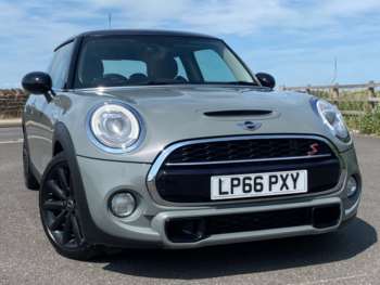 2016 (66) - 2.0 Cooper S Auto 3dr - Apple CarPlay & Rear Camera & Heated Seats & FSH