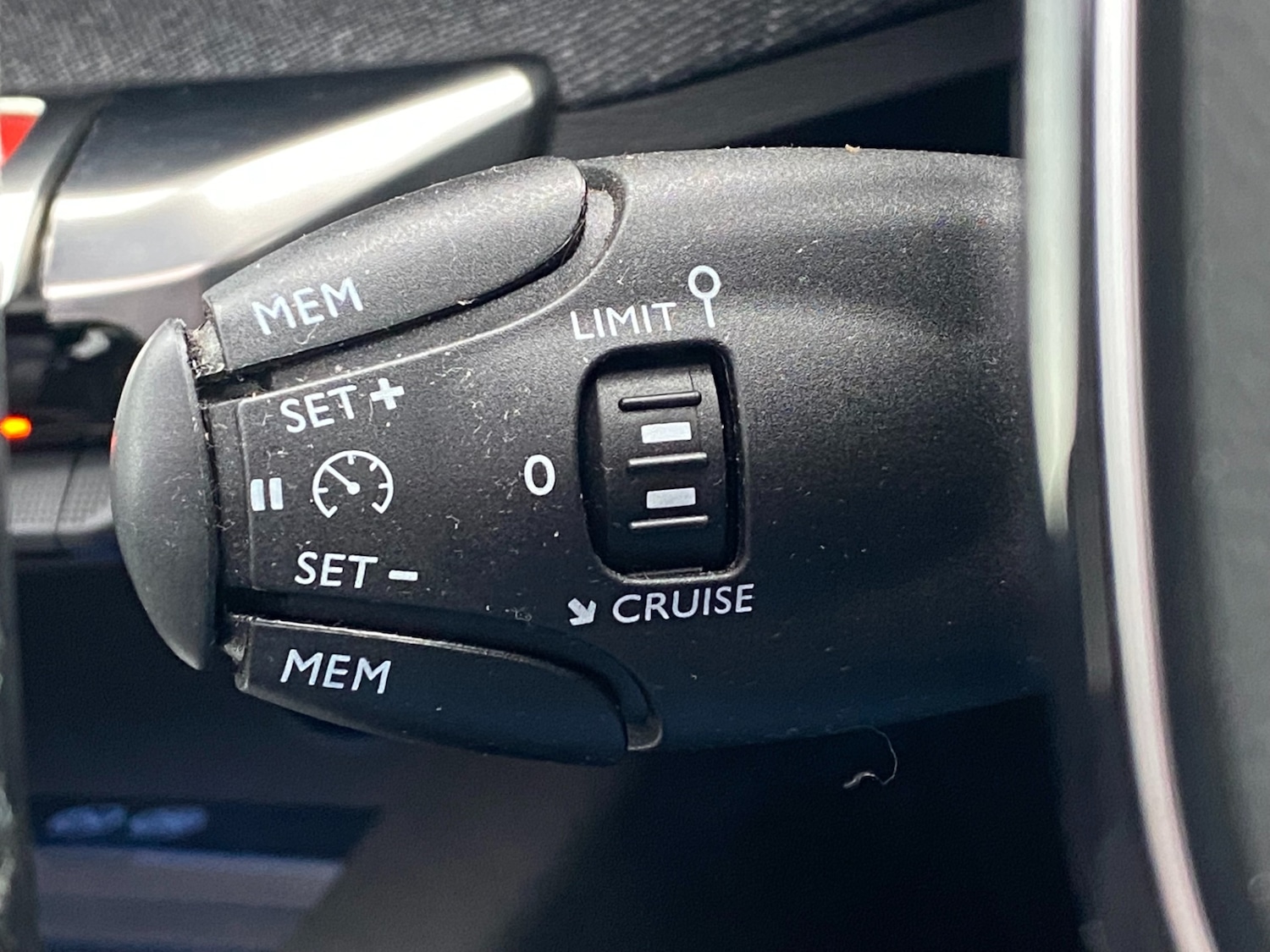 Used Peugeot 3008 2020 for sale - 77643375: Photo 30