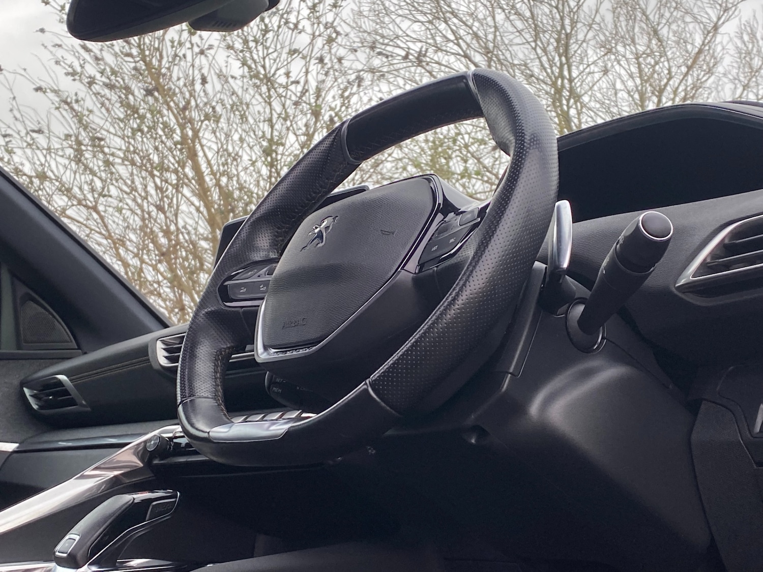 Used Peugeot 3008 2020 for sale - 77643375: Photo 41