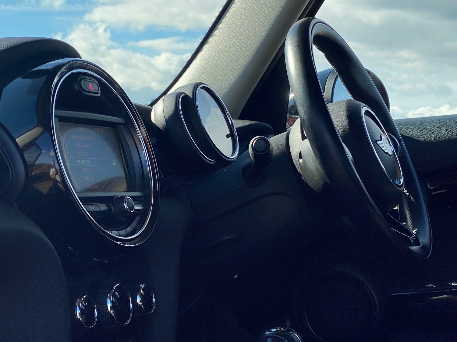 Used MINI Hatch 2017 for sale - 77304037: Photo 32