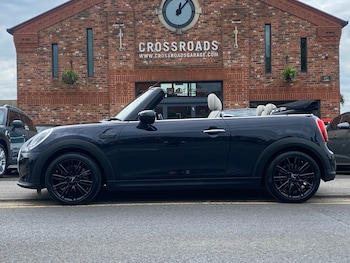 Used MINI Convertible 2023 for sale - 78515376: Photo