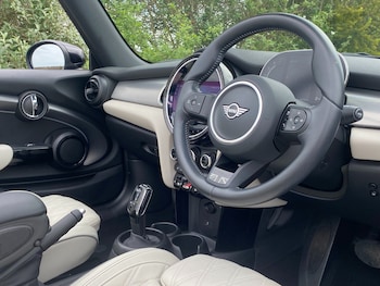 Used MINI Convertible 2023 for sale - 78515376: Photo