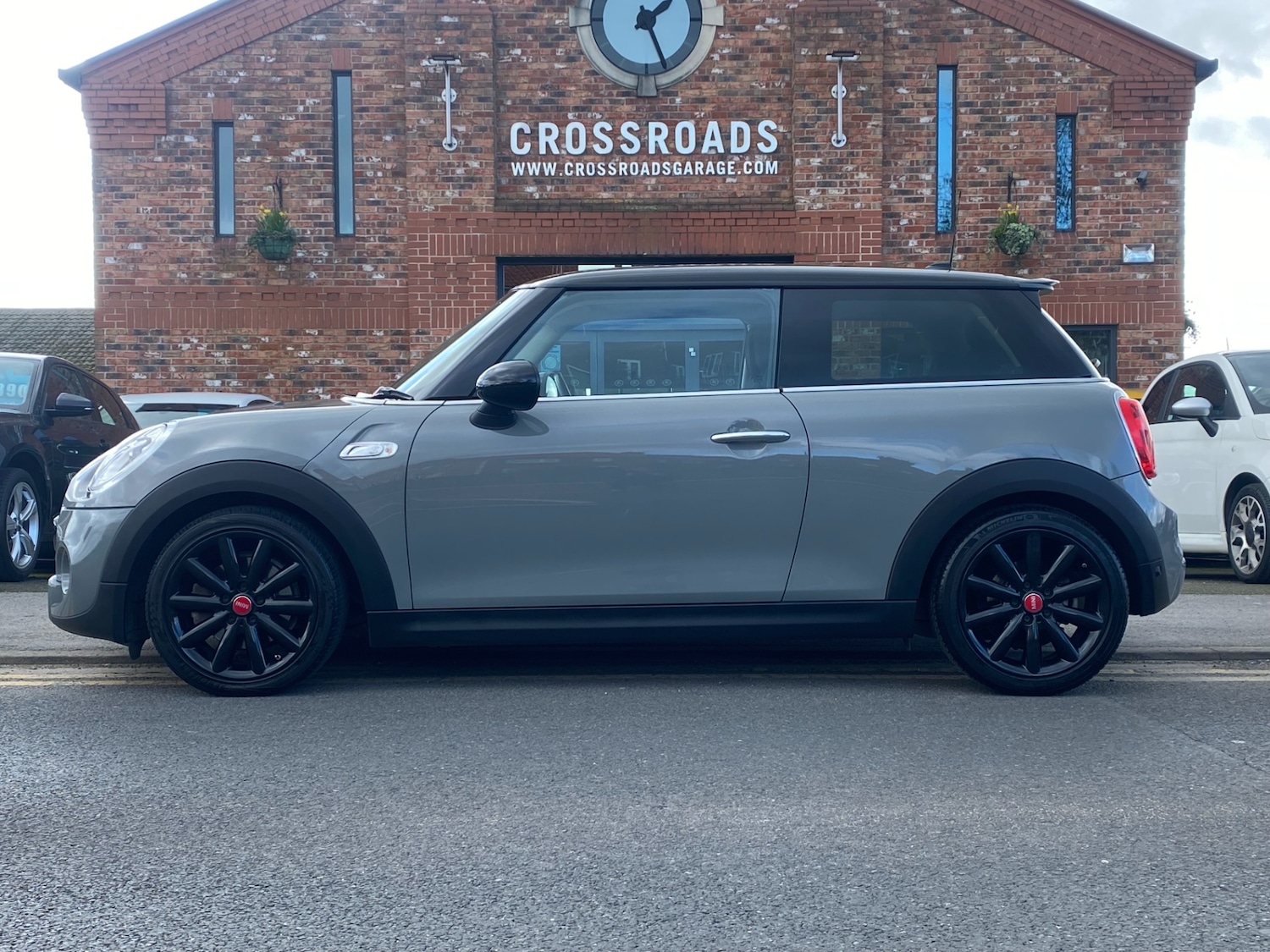 Used MINI Hatch 2016 for sale - 77877688: Photo 2