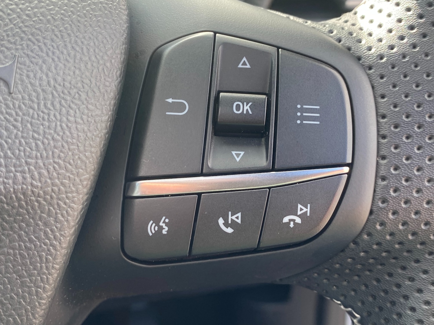 Used Ford Puma 2023 for sale - 78085113: Photo 32