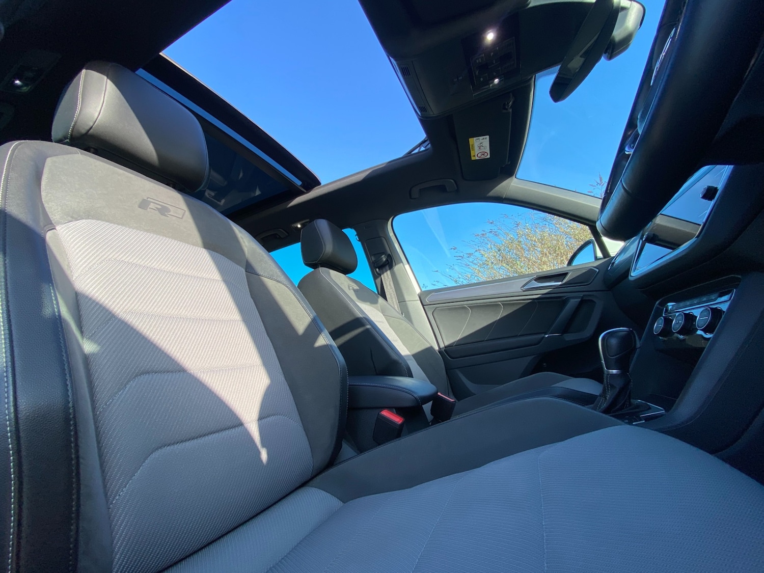 Used Volkswagen Tiguan 2018 for sale - 77357594: Photo 24