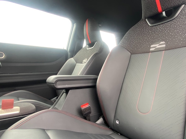 Used MINI Cooper 2024 for sale - 75599257: Photo 5