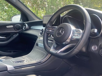 Used Mercedes-Benz GLC 2019 for sale - 78727386: Photo