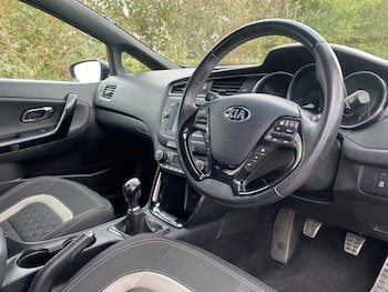 Used Kia Ceed 2018 for sale - 75707182: Photo