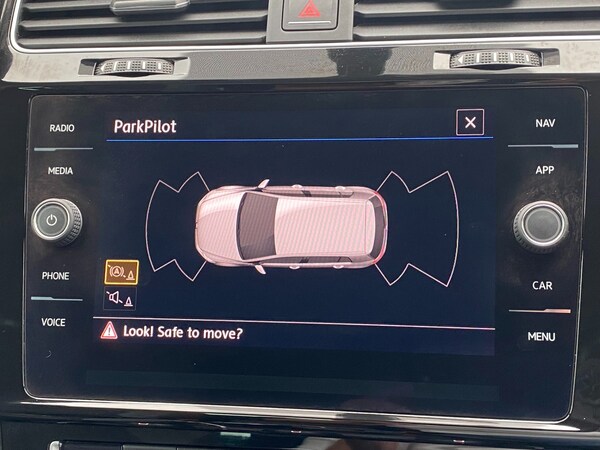 Used Volkswagen Golf 2018 for sale - 76237416: Photo 10