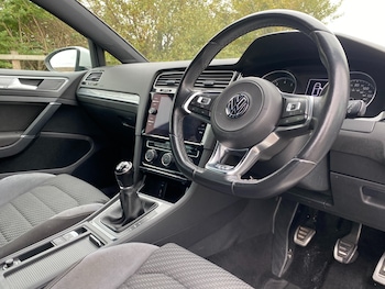 Used Volkswagen Golf 2018 for sale - 76237416: Photo 4