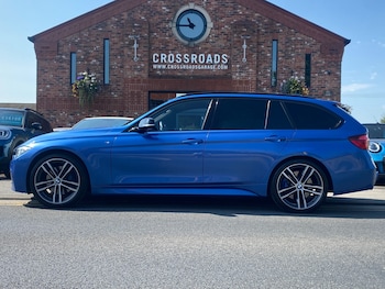 Used BMW 3 Series 2019 for sale - 79520212: Photo
