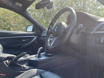 Used BMW 3 Series 2019 for sale - 79520212: Photo