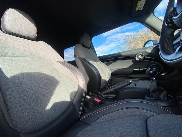 Used MINI Hatch 2018 for sale - 76345110: Photo 19
