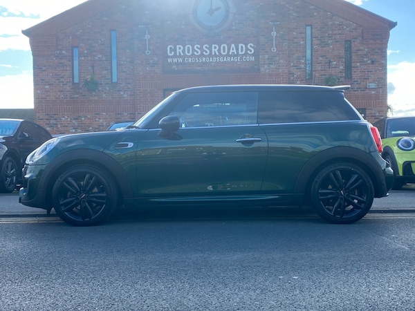 Used MINI Hatch 2018 for sale - 76345110: Photo 2